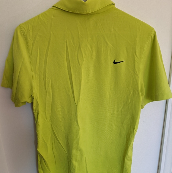 Men's Nike golf shirt - Picture 2 of 2